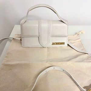 JACQUEMUS
White 'Le Bambino' Bag